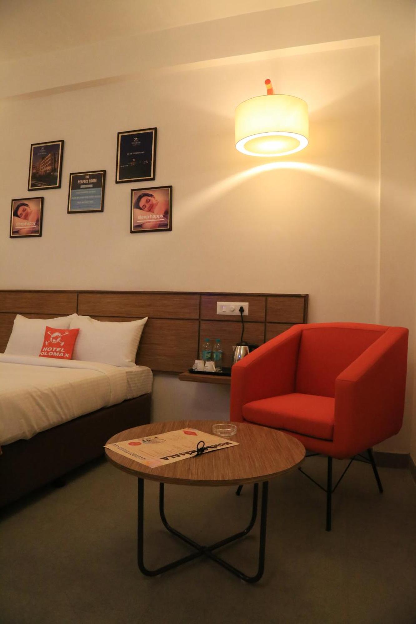 Hotel Polo Max Jabalpur Camera foto