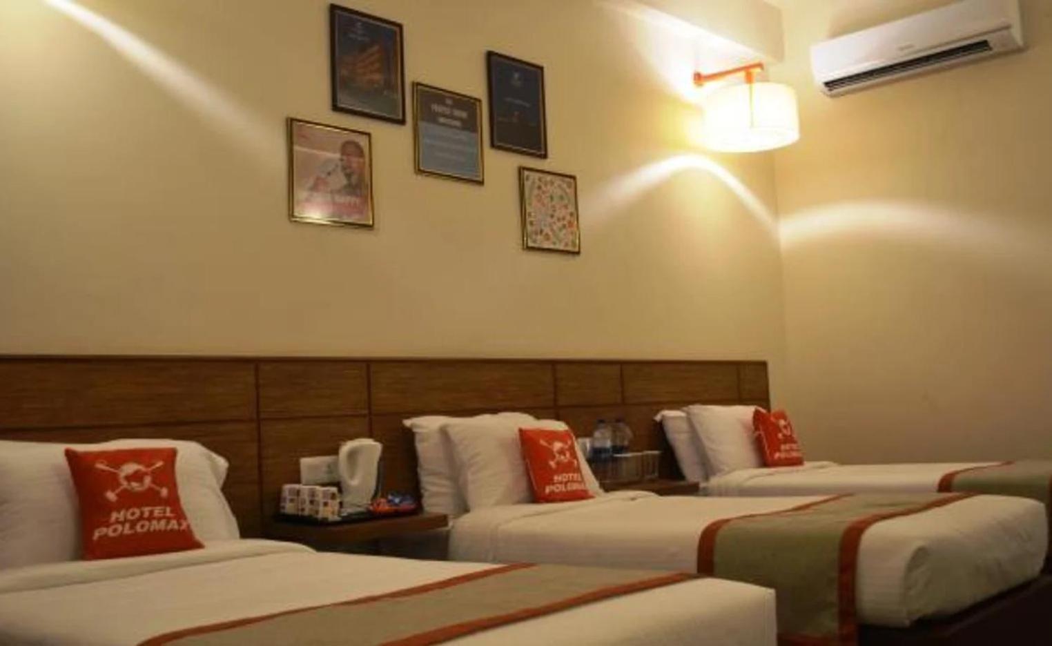 Hotel Polo Max Jabalpur Esterno foto