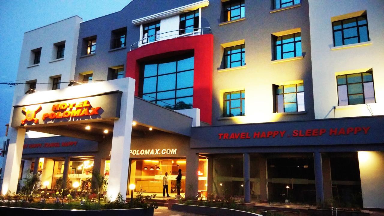 Hotel Polo Max Jabalpur Esterno foto