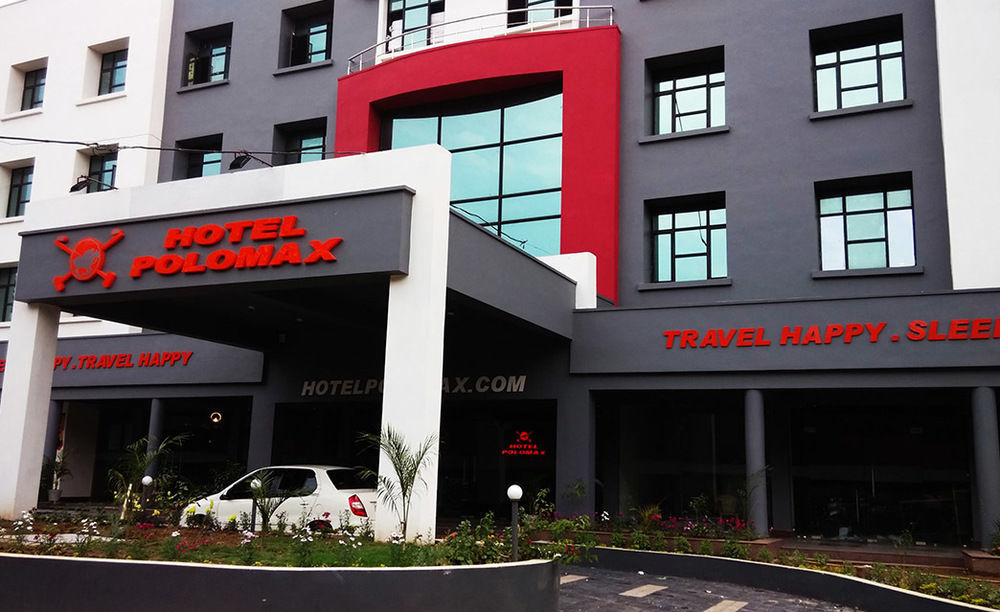 Hotel Polo Max Jabalpur Esterno foto